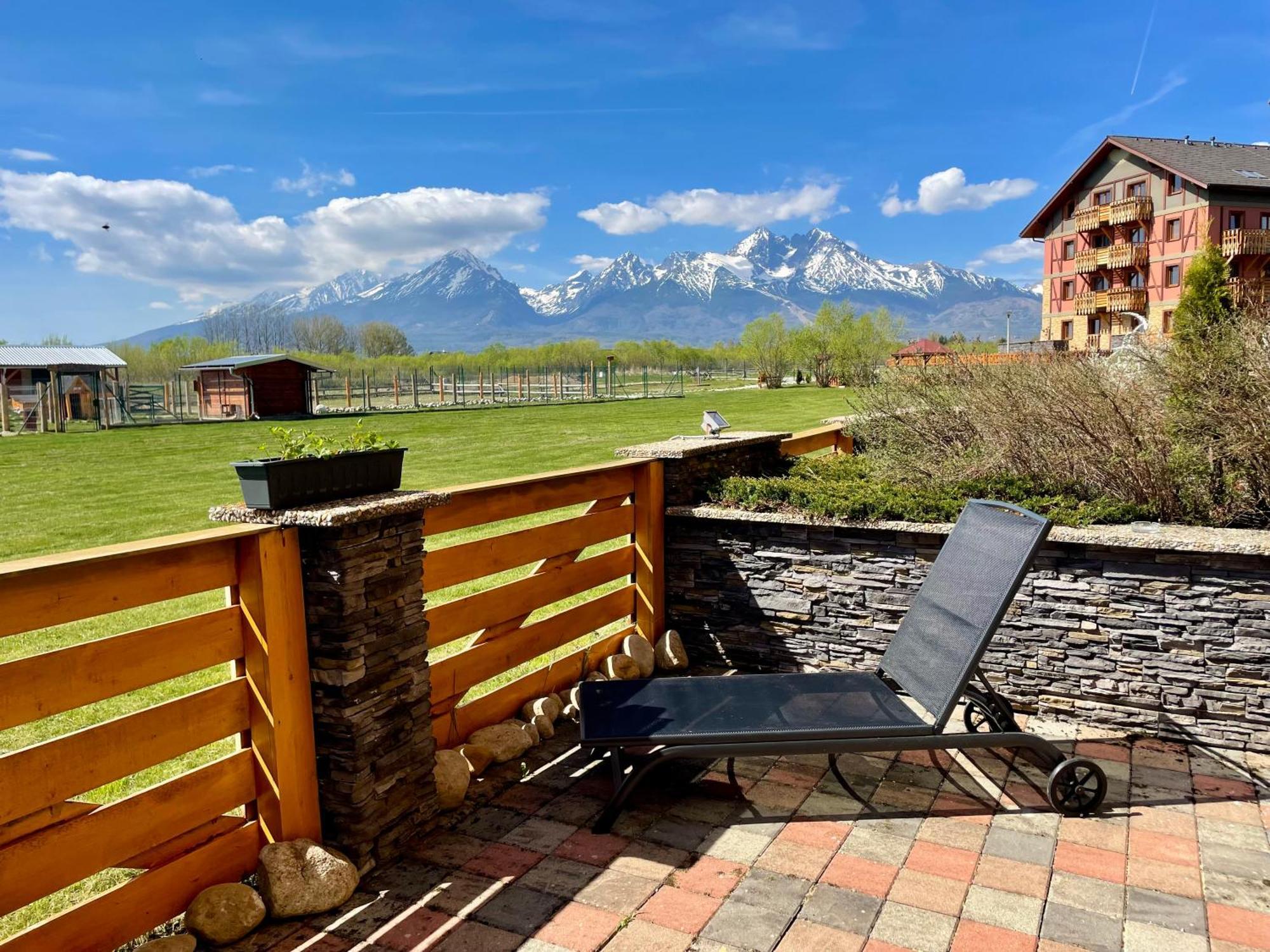 Apartment Jenny- Stunning View Of High Tatras Vel'ka Lomnica Exterior photo